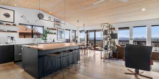 Westside Gem With Amazing Views Gallery 16