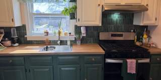 410 1/2 5th Avenue Gallery 1