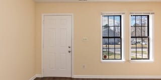 Move In Ready Two Bedroom Home! Gallery 9