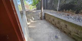 1020 NE B St Gallery 21