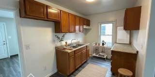 Stunning 3 bedroom / 1.5 bathroom house now available for rent! Gallery 4