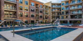 44 Washington Gallery 28