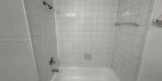 1661 SE 29th Ct Gallery 13