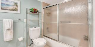 5715 FAIRWAY PARK Drive Gallery 32