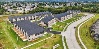 Now offering One & Half Month Free Rent  *Advertised Rate is Reflective of Special Offer!* Gallery 27