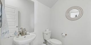 4885 W Triangle Street Gallery 10