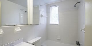 Shawnee Apartments Gallery 11