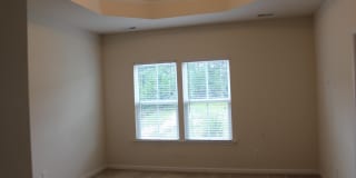 723 Suffield Way Gallery 11
