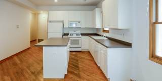 2719-23 N Wayne Gallery 16