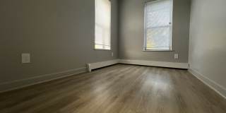 132 Warren St Gallery 12
