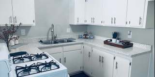 Tustin Arms Apartment Homes Gallery 1