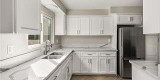 121 S Illinois Street Gallery 1