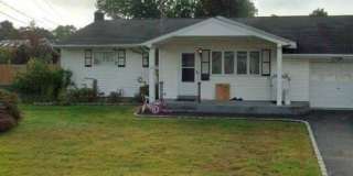 82 Clark Street Gallery 1