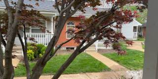 Beautiful 2 Bed, 1.5 Bath Townhome on the Edge of the Desirable Hill Neighborhood Available for Rent Gallery 1