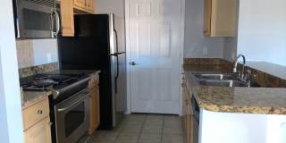 Beautiful Townhome in the Gated Community of Nautilus Cove! *Water/Sewer, Garbage & Lawncare Included!* *1/2 OFF Security Deposit for Active-Duty Military!!* Gallery 5