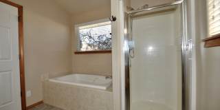 3 bed 2 bath rancher with office Gallery 23