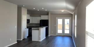 Now Pre-Leasing! Modern 3-Bedroom, 2-Bath Home in Faulkner Crossing Gallery 5