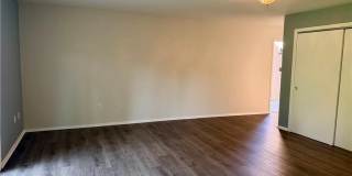2402 Woodstock Dr Gallery 5