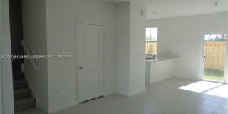 2514 SE 29th St Gallery 30