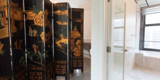 108 W 2nd St Gallery 12