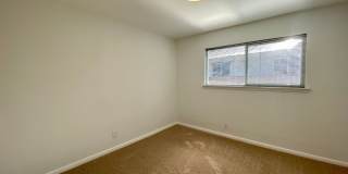 Hidden 4 Bed 2 Bath Gem in South Austin! Gallery 32