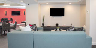 Eagan Place Gallery 13