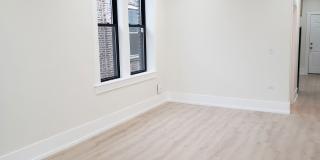 944 North Damen Avenue Gallery 5