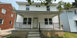 Bright & Spacious 4 Bedroom Home for Rent Bright & Spacious 4 Bedroom Home for Rent Gallery 1