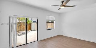 11854 SW 246th Ln Gallery 4