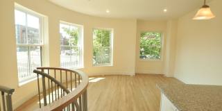 Beautiful 3 bedroom available 9/1 Gallery 11