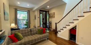 382 6th Street Gallery 1