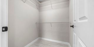 1701 Forest Knoll Dr NE Gallery 22