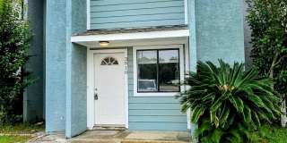 3910 Venetian Circle Gallery 1
