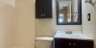 Beautiful Two Bedroom Townhouse in Plum! Equipped Kitchen, Patio & More! Call Today! Beautiful Two Bedroom Townhouse in Plum! Equipped Kitchen, Patio & More! Call Today! Gallery 7