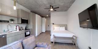 59 w Hubbard St Gallery 2
