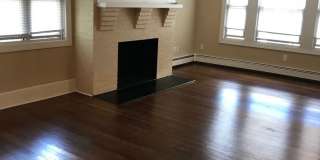 Charming 4 Bedroom-No Broker Fee Gallery 5