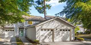 Spacious 3BR Townhome Minutes from Microsoft, Shopping & Parks Gallery 1
