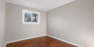627 Miles Road Gallery 12