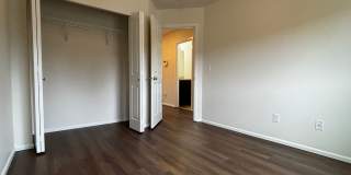 Keep Cool in this Air Conditioned Home in Gated Community! Gallery 14