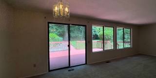 Tranquil 3 bedroom Rambler!!! Gallery 15