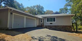 Charming 3-bedroom, 2-bath home in Lake Wild Wood Gallery 1