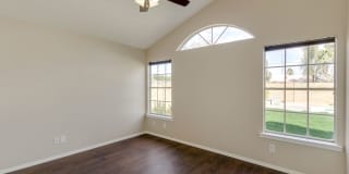 FABULOUS REMODELED HOME WITH POOL! Gallery 25