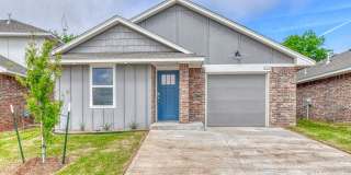 Brand New Construction in Varenna Landing! Gallery 1