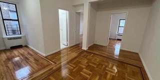 1125 Sheridan Avenue Gallery 1