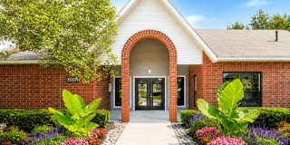 Deer Valley Apartments Gallery 1