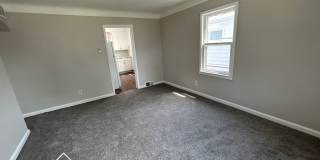 Cozy 2 Bedroom 1 Bathroom Bungalow now available for rent! Gallery 9