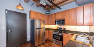 106 N Aberdeen St Gallery 4