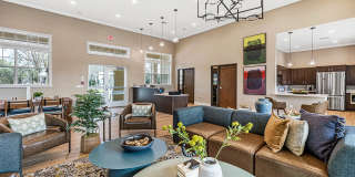 Oak Meadows Apartments and townhomes - Affordable Housing Gallery 11