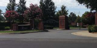Rare Find! 5 bedroom spacious family home in a gated community Roseville. Gallery 4