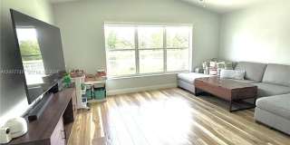 3221 SW 173rd Ter Gallery 15